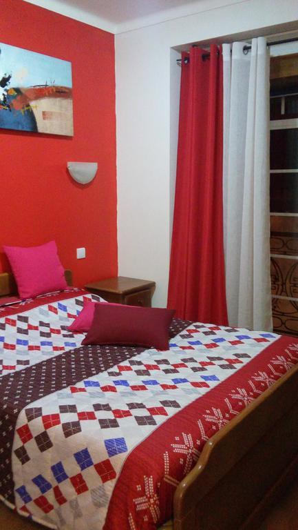 Residencial Moeda Hotel Коимбра Екстериор снимка