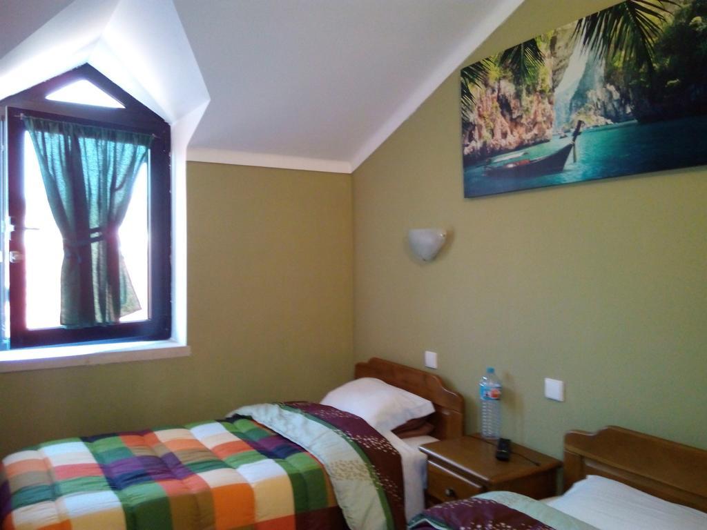 Residencial Moeda Hotel Коимбра Екстериор снимка