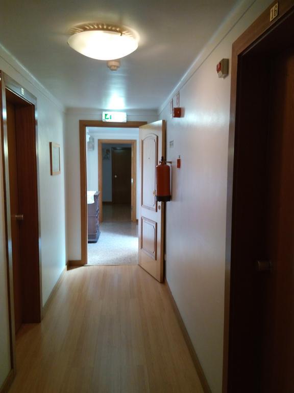 Residencial Moeda Hotel Коимбра Екстериор снимка